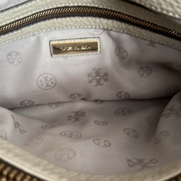 Tory Burch Pebbled Leather Bag - Picture 10 of 10